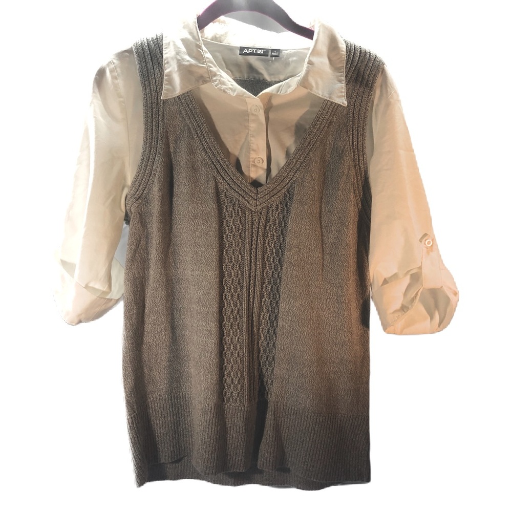 Apt 9 🅝🅦🅞🅣 Gray Sweater with white collar shirt Size L